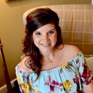 Meet your Posher, Stefanie